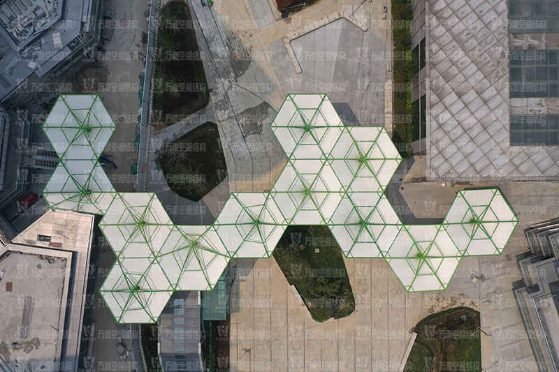 ptfe膜材價格一般多少錢？ ptfe膜結(jié)構(gòu)工程單價和哪些因素有關(guān)？