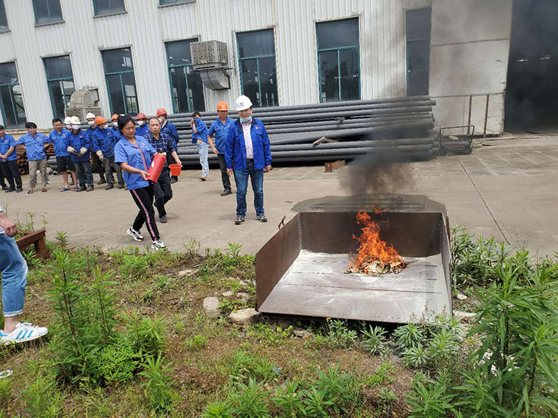 萬(wàn)豪空間結(jié)構(gòu)防火防爆應(yīng)急演練活動(dòng)圓滿(mǎn)完成 萬(wàn)豪空間結(jié)構(gòu)防火防爆應(yīng)急演練活動(dòng)圓滿(mǎn)完成