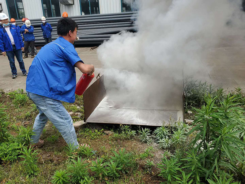 萬(wàn)豪空間結(jié)構(gòu)防火防爆應(yīng)急演練活動(dòng)圓滿(mǎn)完成 萬(wàn)豪空間結(jié)構(gòu)防火防爆應(yīng)急演練活動(dòng)圓滿(mǎn)完成