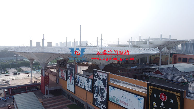 山東聊城萬達(dá)小鎮(zhèn)七彩祥云PTFE膜結(jié)構(gòu)項目