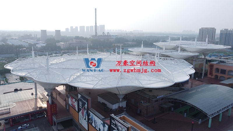 山東聊城萬達(dá)小鎮(zhèn)七彩祥云PTFE膜結(jié)構(gòu)項目