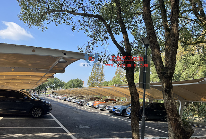 膜結(jié)構(gòu)組成的完美建筑體系 膜結(jié)構(gòu)組成的完美建筑體系