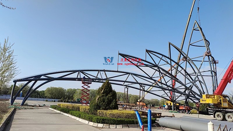 芳菲四月，共鑒美好！陜西定邊馬蓮灘沙漠公園鋼膜結(jié)構(gòu)工程最新進(jìn)展播報(bào)