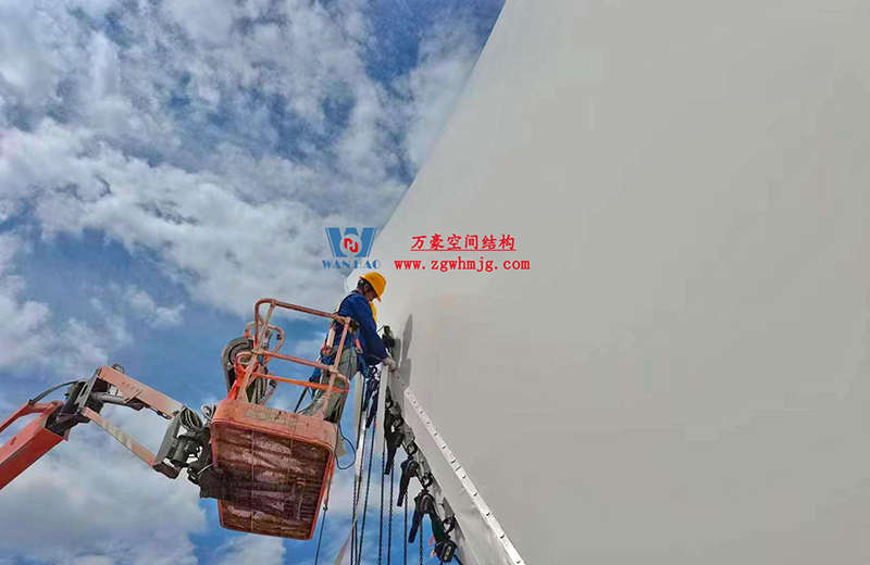 陜西定邊馬蓮灘沙漠公園鋼膜結(jié)構(gòu)工程“奮力快跑”，工程“進(jìn)度條”刷新了!