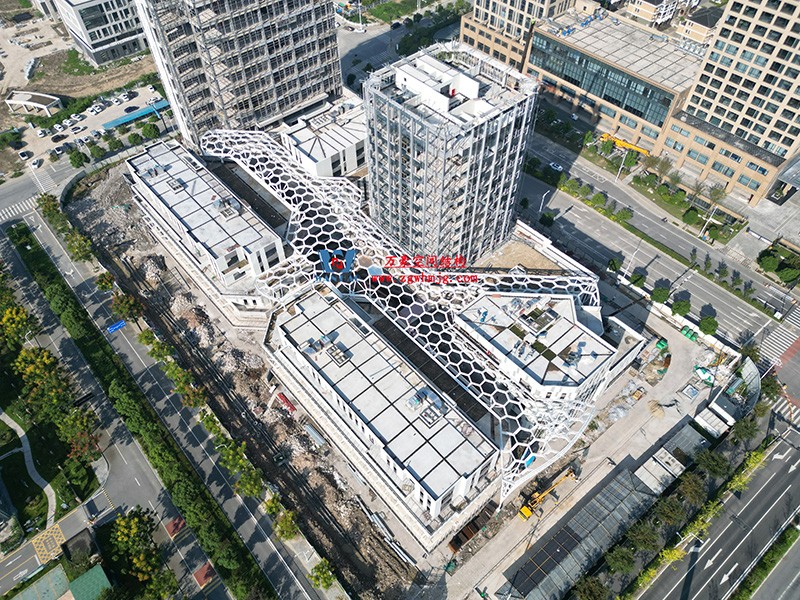 建筑藝術(shù)中鋼結(jié)構(gòu)的力學美感表達