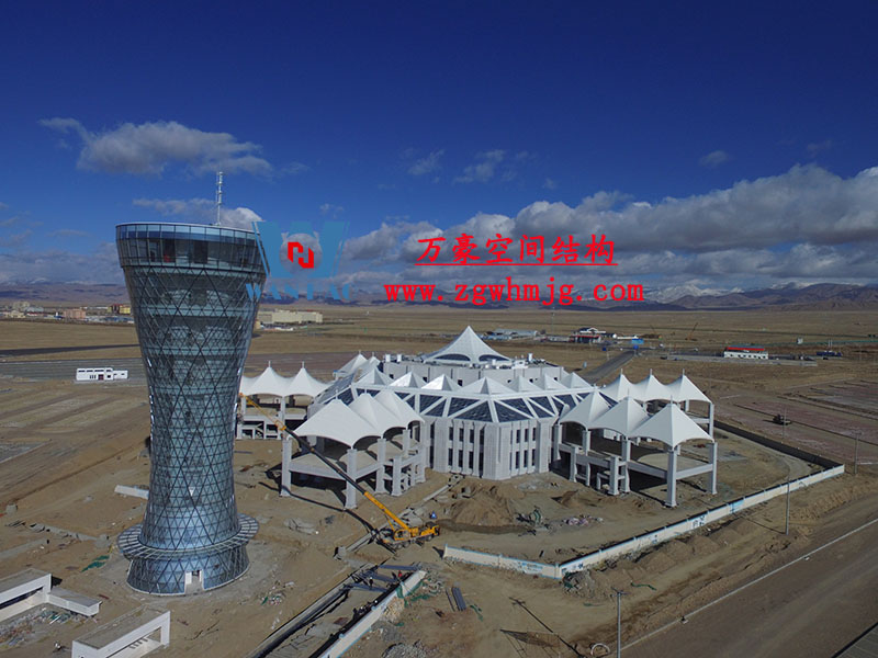 青海茶卡鹽湖天空之境集散中心鋼膜結(jié)構(gòu)項(xiàng)目