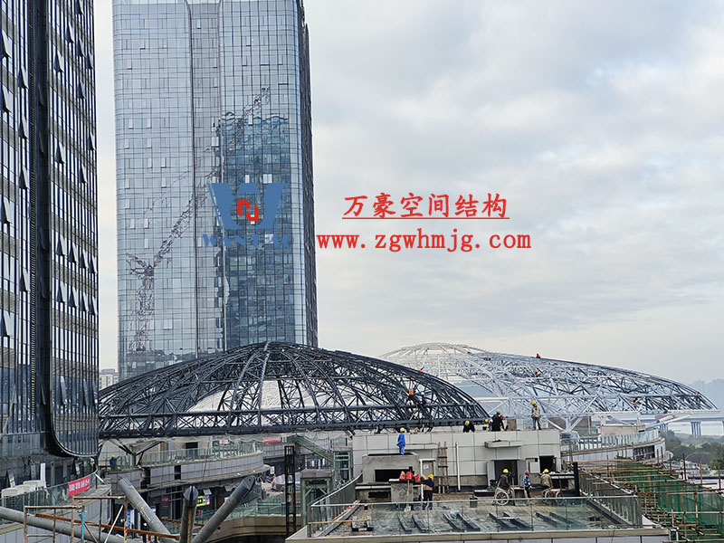 南充萬達(dá)商業(yè)街區(qū)蓋頂天幕空間鋼結(jié)構(gòu) 南充萬達(dá)商業(yè)街區(qū)蓋頂天幕空間鋼結(jié)構(gòu)