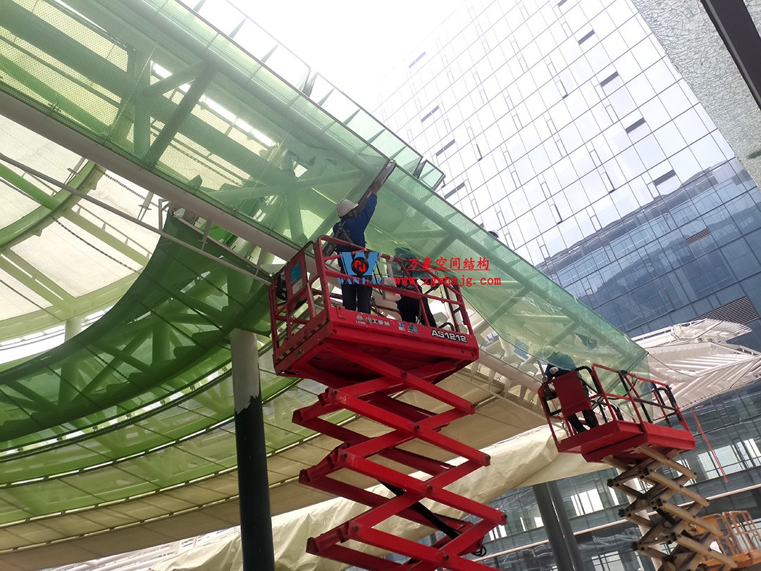 博多森谷項(xiàng)目中庭鋼膜結(jié)構(gòu)工程 博多森谷項(xiàng)目中庭鋼膜結(jié)構(gòu)工程