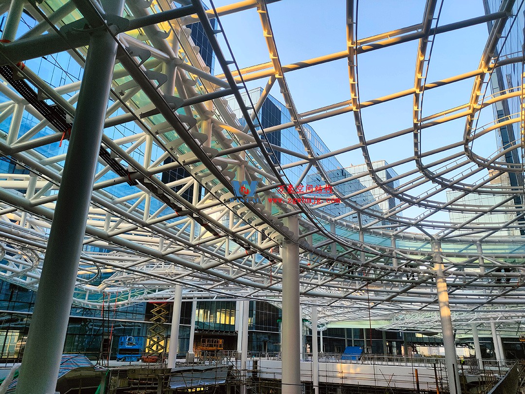 博多森谷項(xiàng)目中庭鋼膜結(jié)構(gòu)工程 博多森谷項(xiàng)目中庭鋼膜結(jié)構(gòu)工程