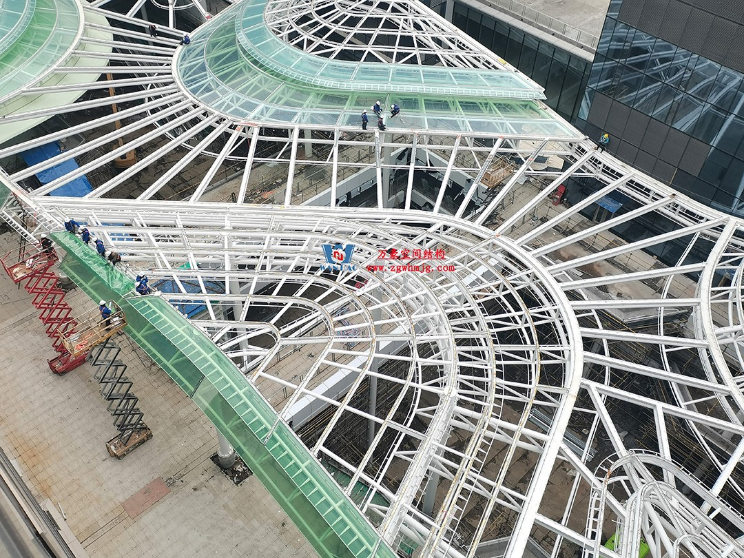 博多森谷項(xiàng)目中庭鋼膜結(jié)構(gòu)工程 博多森谷項(xiàng)目中庭鋼膜結(jié)構(gòu)工程