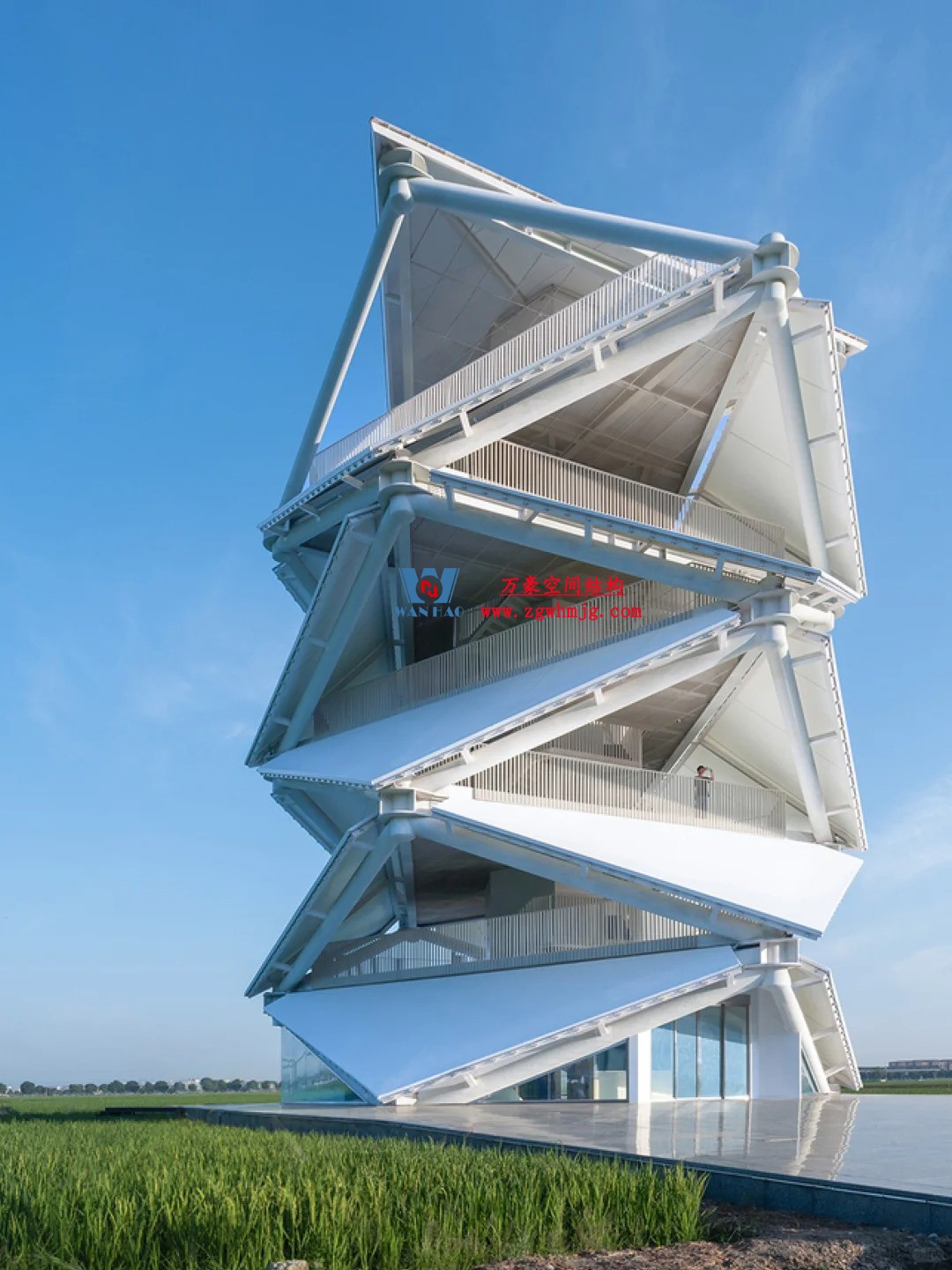 創(chuàng)意與藝術(shù)美感兼具的鋼膜結(jié)構(gòu)建筑 創(chuàng)意與藝術(shù)美感兼具的鋼膜結(jié)構(gòu)建筑