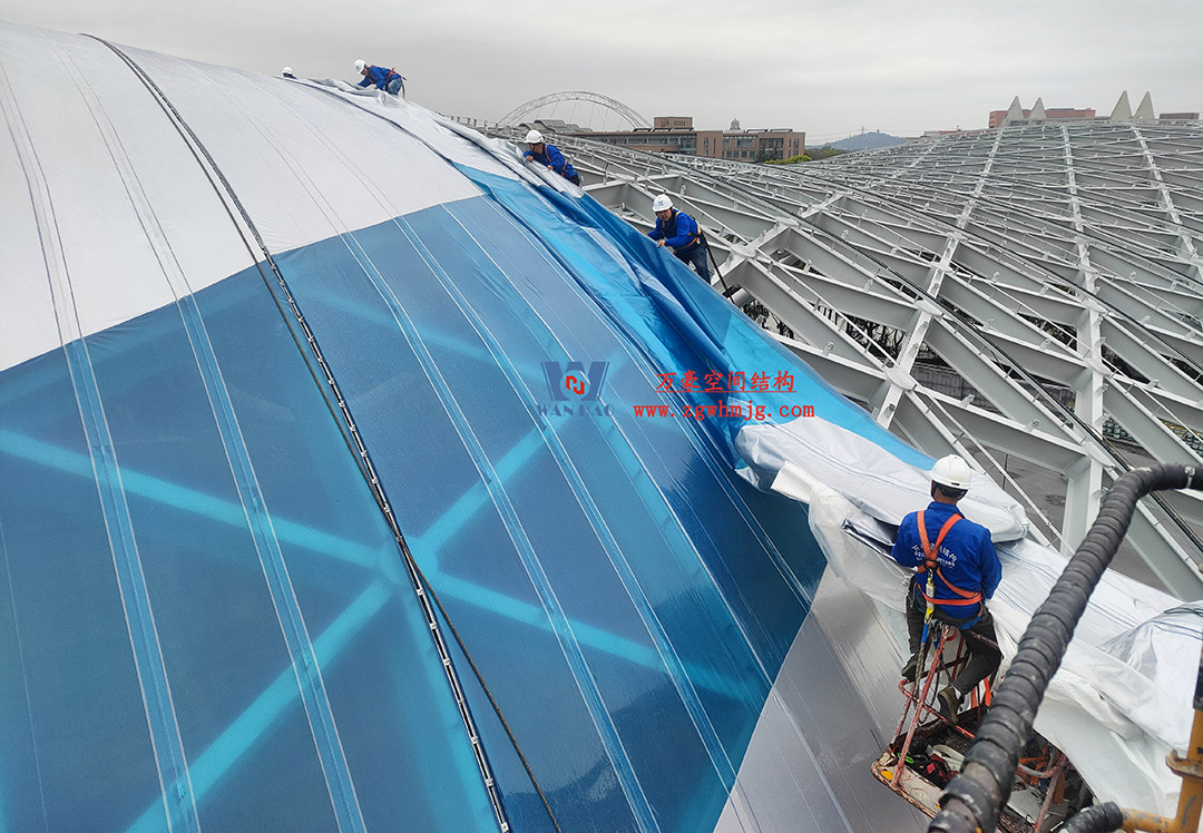 上海工程技術(shù)大學松江校區(qū)風雨操場ETFE膜結(jié)構(gòu)項目 上海工程技術(shù)大學松江校區(qū)風雨操場ETFE膜結(jié)構(gòu)項目
