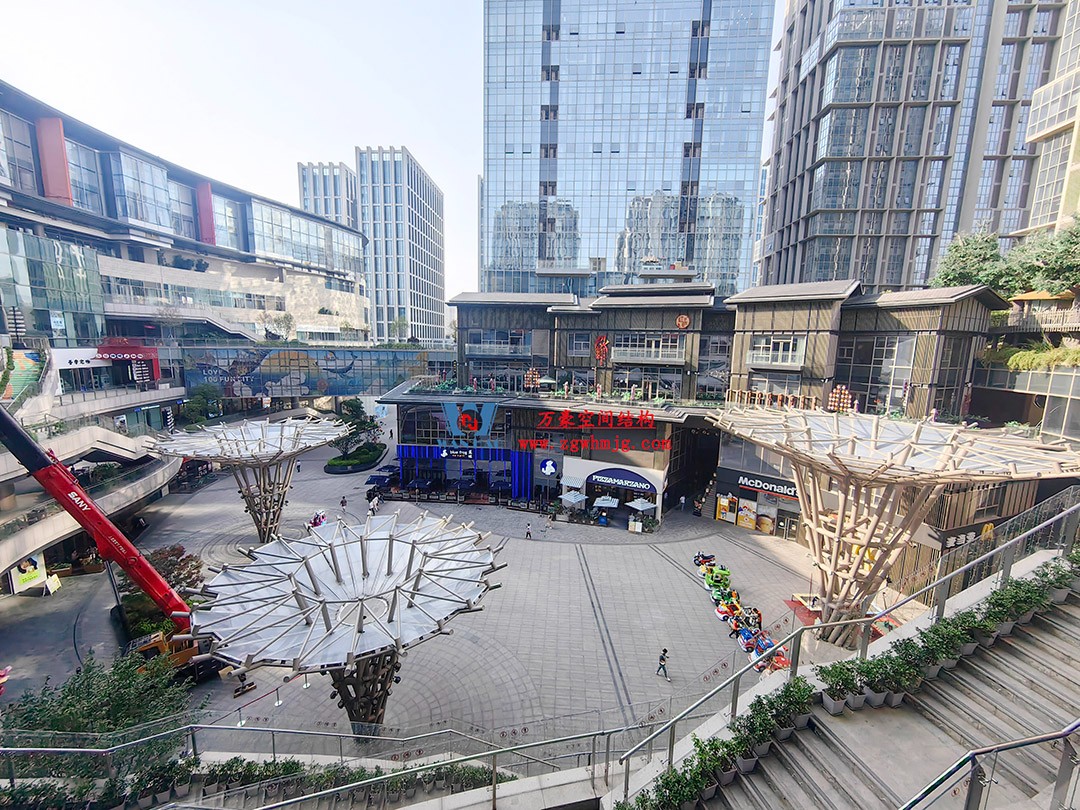 閃爍在建筑廣場之中的絢麗花朵—ETFE膜結(jié)構(gòu)景觀小品 閃爍在建筑廣場之中的絢麗花朵—ETFE膜結(jié)構(gòu)景觀小品