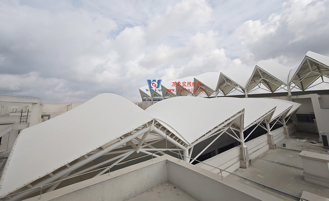 超強(qiáng)臺(tái)風(fēng)