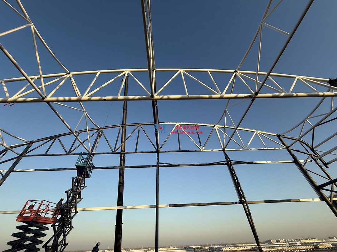 備受青睞的鋼膜結(jié)構(gòu)建筑景觀 備受青睞的鋼膜結(jié)構(gòu)建筑景觀