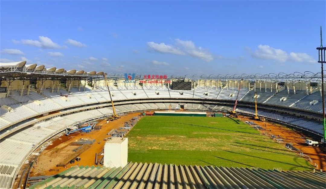 肯尼亞KASARANI體育場(chǎng)PTFE膜結(jié)構(gòu)：現(xiàn)代建筑技術(shù)的典范