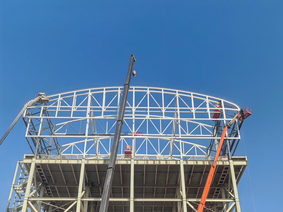 馭風逐沙，織就賽道美學——比亞迪紹興嵊州賽車場干拔沙坡觀景平臺鋼膜結構