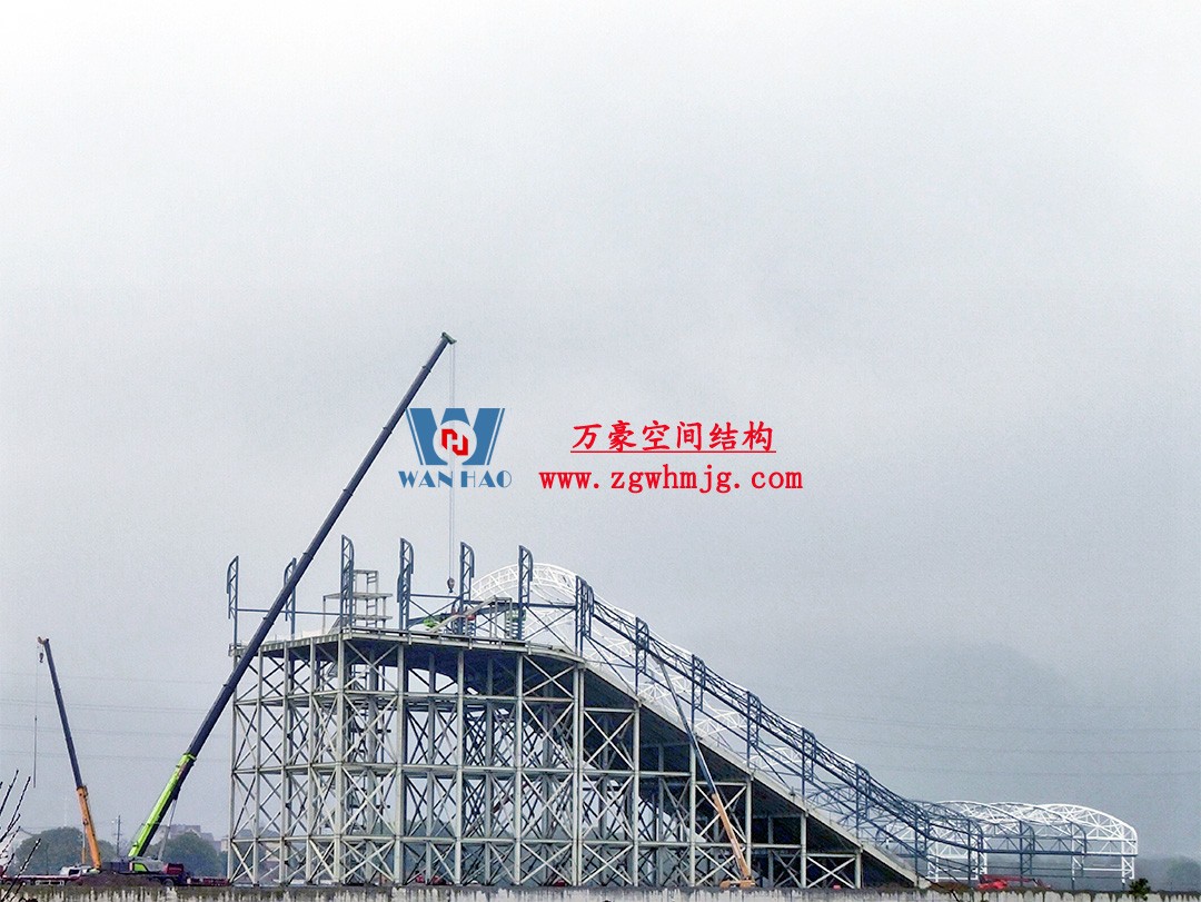 比亞迪紹興嵊州賽車場(chǎng)干拔沙坡觀景平臺(tái)鋼膜結(jié)構(gòu)