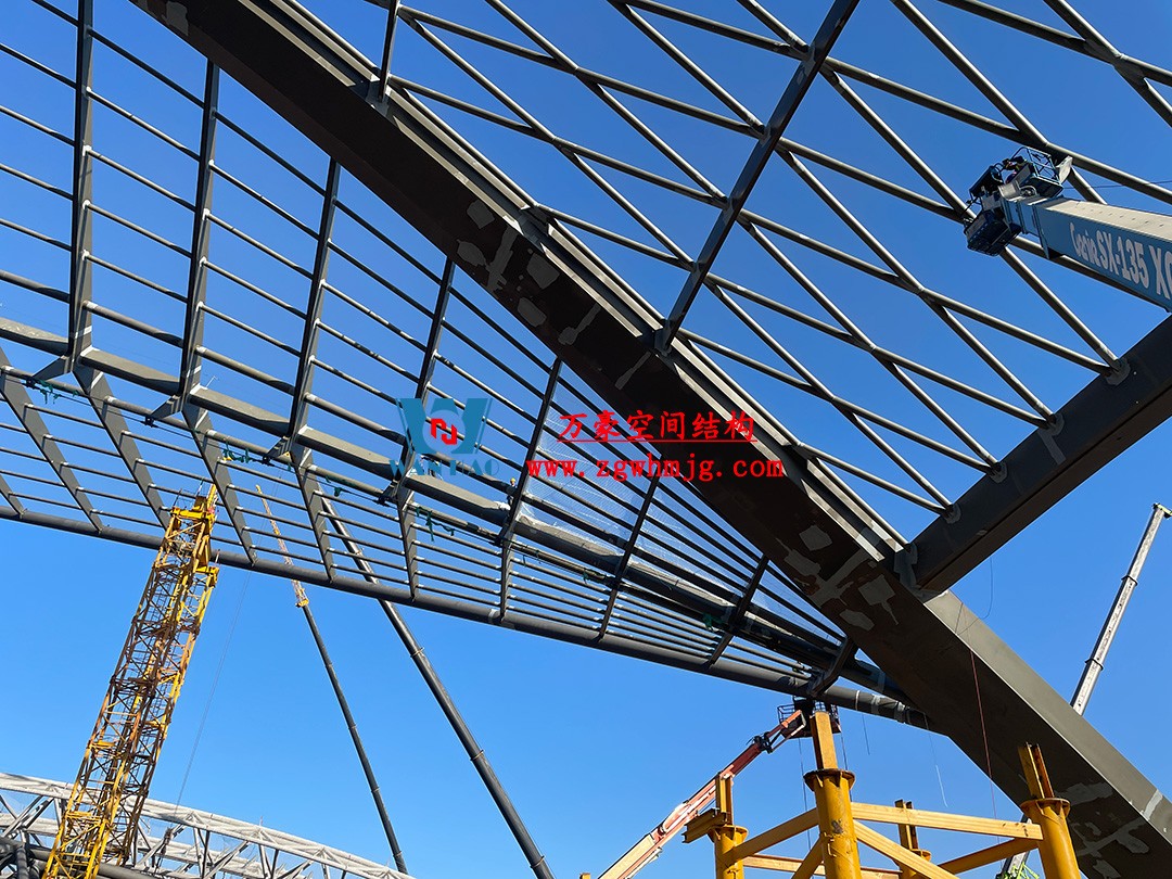 鄭州中原高鐵港數(shù)字展貿城鋼結構項目