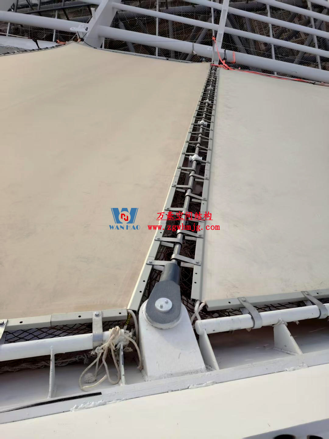 鄭州中原高鐵港數(shù)字展貿(mào)城ETFE膜結(jié)構(gòu) PTFE膜結(jié)構(gòu)項(xiàng)目 鄭州中原高鐵港數(shù)字展貿(mào)城ETFE膜結(jié)構(gòu) PTFE膜結(jié)構(gòu)項(xiàng)目