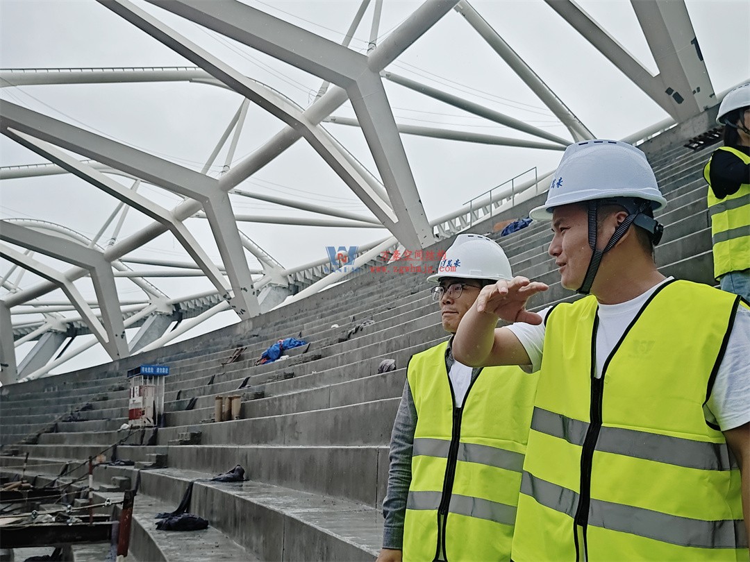 標(biāo)桿引領(lǐng)，智啟未來(lái)——萬(wàn)豪集團(tuán)營(yíng)銷、設(shè)計(jì)與技術(shù)骨干共赴無(wú)錫奧體中心，現(xiàn)場(chǎng)觀摩學(xué)習(xí)解鎖“創(chuàng)新密碼”