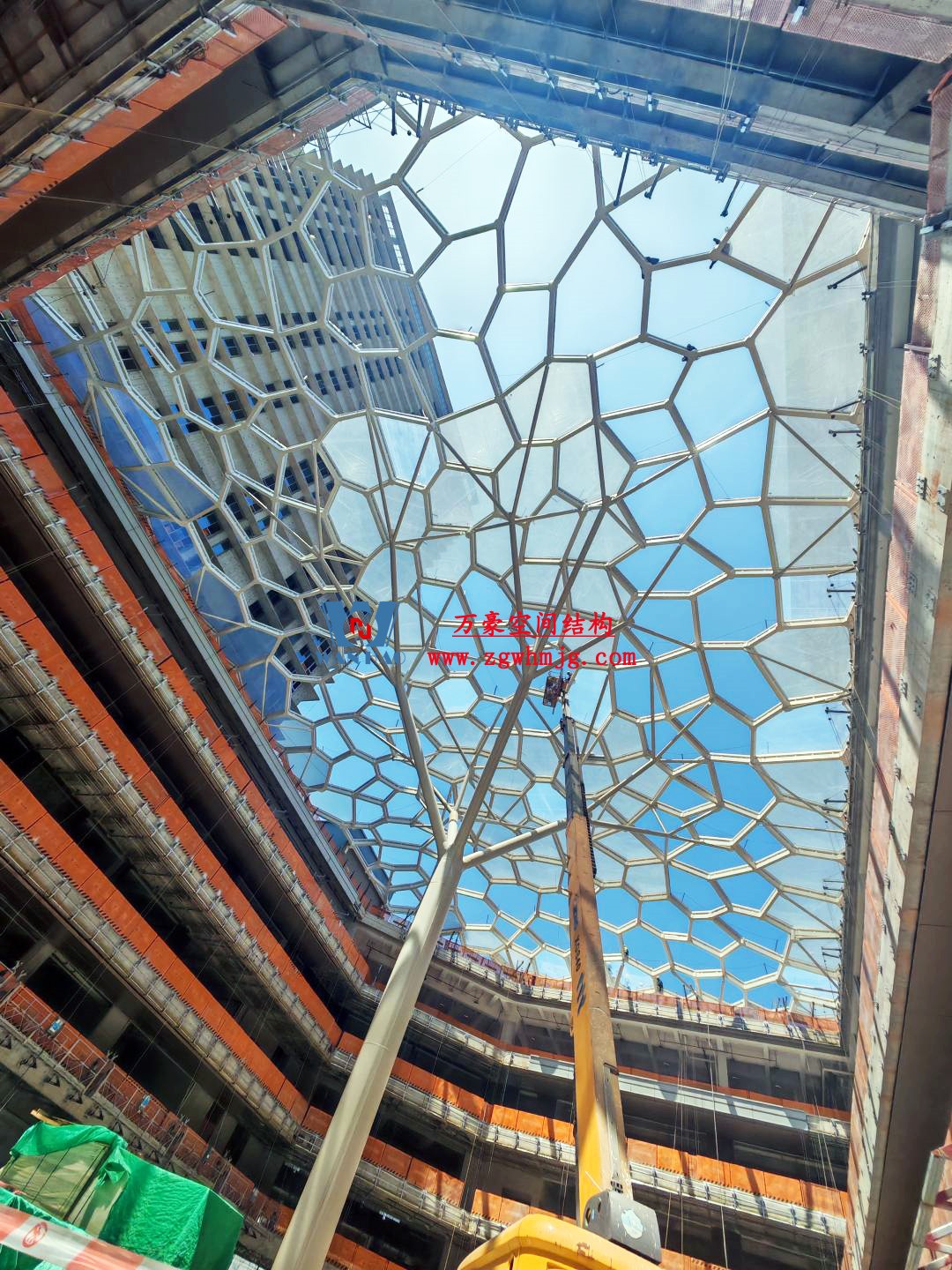 安吉縣昌碩小區(qū)地塊房產開發(fā)項目鋼結構天幕 安吉縣昌碩小區(qū)地塊房產開發(fā)項目鋼結構天幕