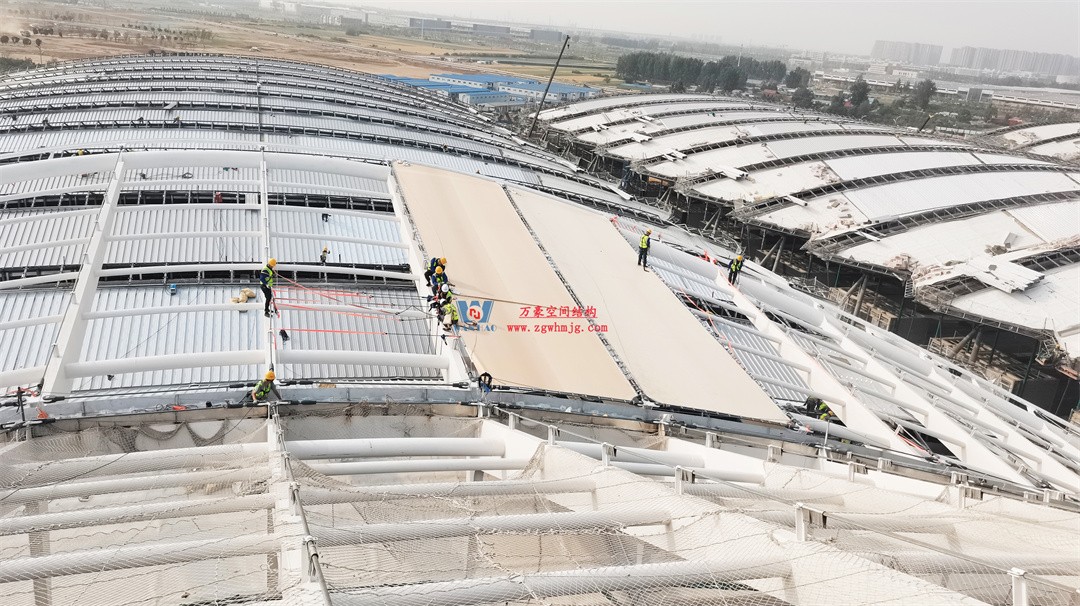 千帆競(jìng)發(fā)勢(shì)如虹｜中原國際會(huì)展中心膜結(jié)構(gòu)天幕攻堅(jiān)實(shí)錄，擎起中原會(huì)展新地標(biāo)！