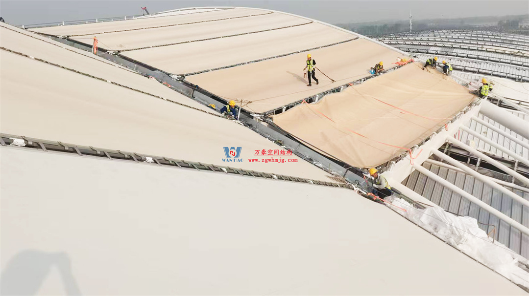 千帆競(jìng)發(fā)勢(shì)如虹｜中原國際會(huì)展中心膜結(jié)構(gòu)天幕攻堅(jiān)實(shí)錄，擎起中原會(huì)展新地標(biāo)！
