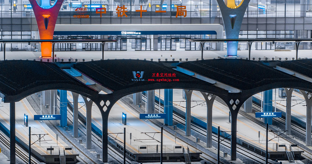 重慶東站:揭開(kāi)“西部高鐵新地標(biāo)”神秘面紗 重慶東站:揭開(kāi)“西部高鐵新地標(biāo)”神秘面紗