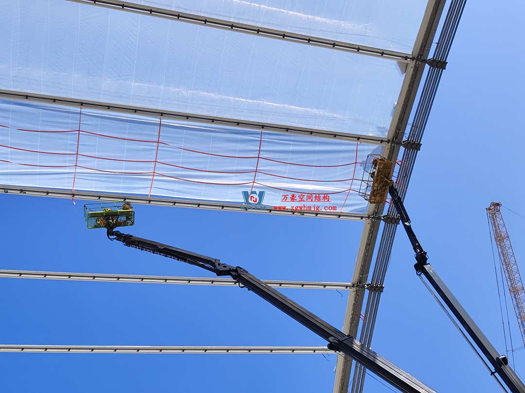 太湖之畔，華燈初上|無錫奧體中心施工加速