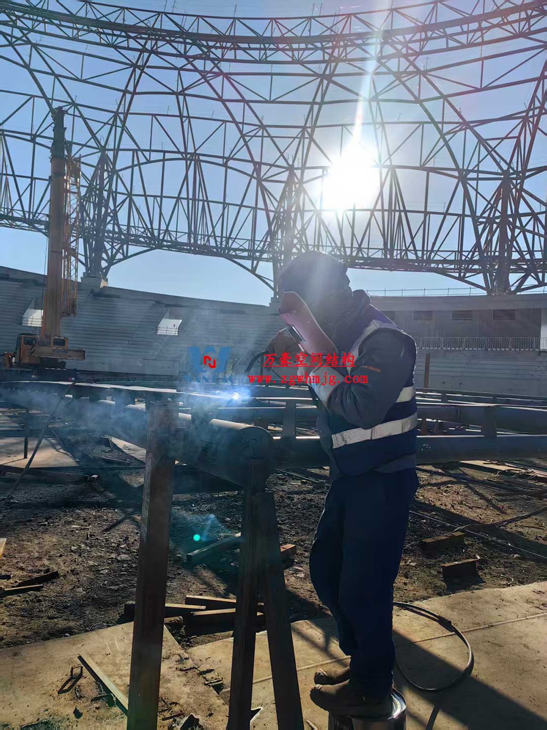 山東蓬萊體育場PTFE膜結(jié)構(gòu)項(xiàng)目 山東蓬萊體育場PTFE膜結(jié)構(gòu)項(xiàng)目