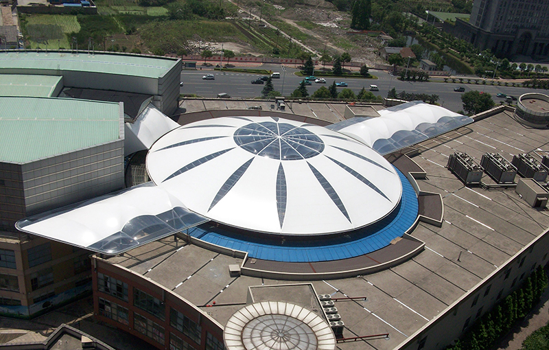 什么是PTFE膜結(jié)構(gòu)屋面？PTFE膜結(jié)構(gòu)屋面分類特點(diǎn)具體是怎樣的？