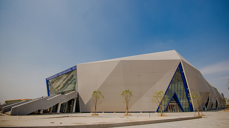 為什么PVDF膜結(jié)構(gòu)比PTFE膜結(jié)構(gòu)更受歡迎？PVDF膜結(jié)構(gòu)在哪些方面強(qiáng)于PTFE膜結(jié)構(gòu)？