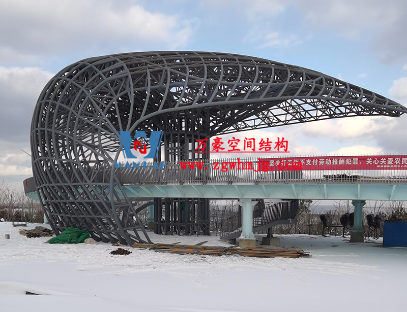 什么是異形鋼結(jié)構(gòu)？復(fù)雜空間異形鋼結(jié)構(gòu)該如何選擇廠家？