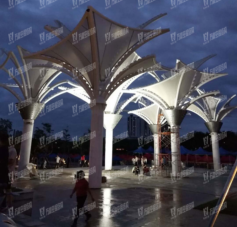 東莞市東江西岸PTFE網(wǎng)格覆膜結(jié)構(gòu)項(xiàng)目 東莞市東江西岸PTFE網(wǎng)格覆膜結(jié)構(gòu)項(xiàng)目